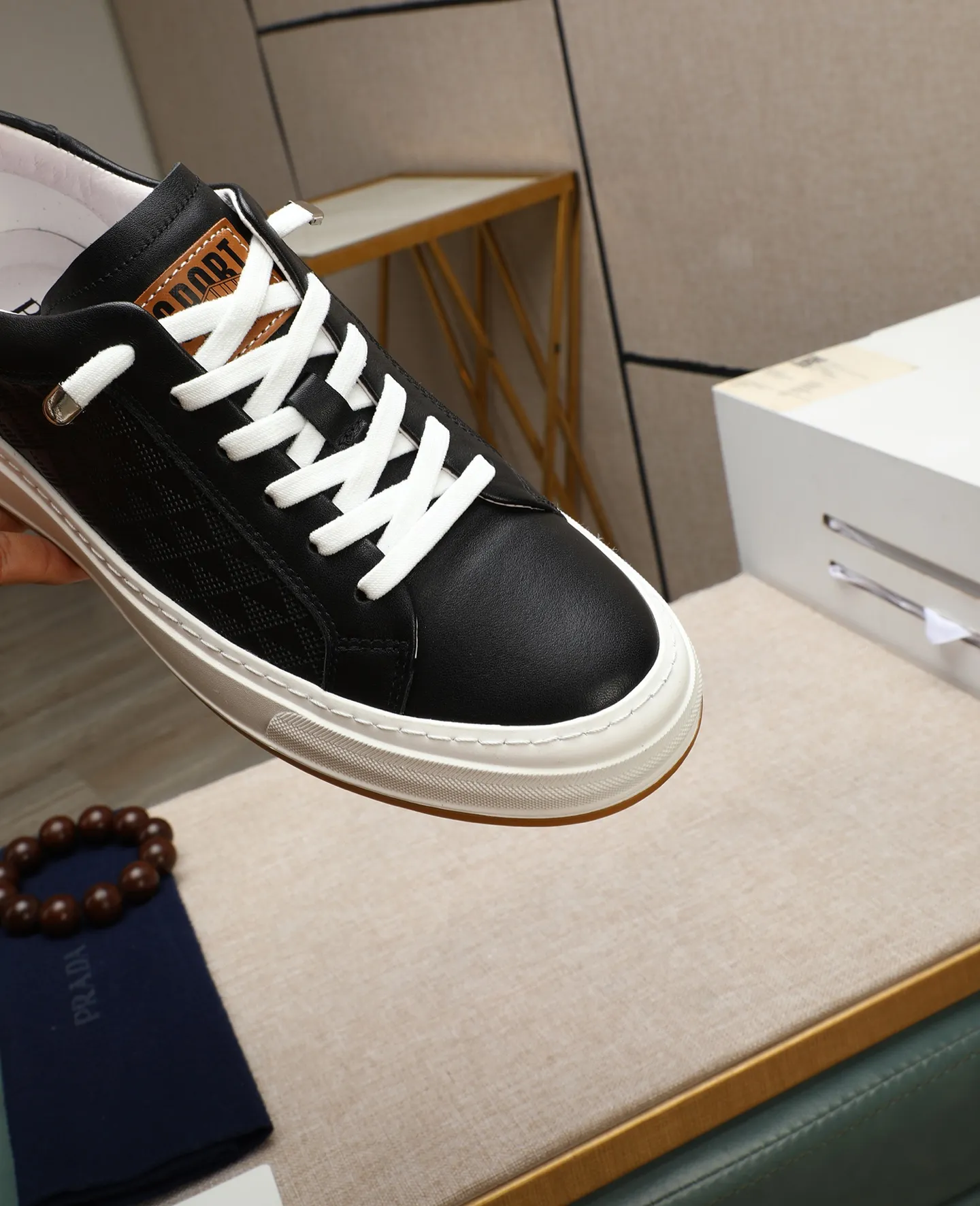 Men's men's shoes💰440🌹🌹[PRADA—Prada] latest model🙈original replica! 👟👟👟Available here. The workmanship is top-notch. The upper is made from Italy. 🇮🇹Imported first-layer cowhide. ❗️Breathable genuine leather lining @Suitable for travel. The original version has an enlarged engraved sole, making it suitable for all kinds of travels, showing low-key luxury. Let quality speak for itself. Color: Size: 38-44